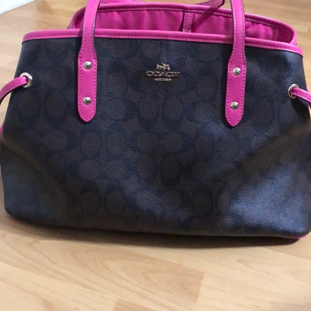 AUTHENTIC Coach purse with wallet and change purse
